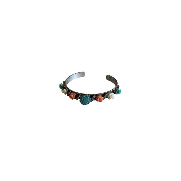 Dannijo x Uo Floral Cuff Bracelet - Picture 1 of 3